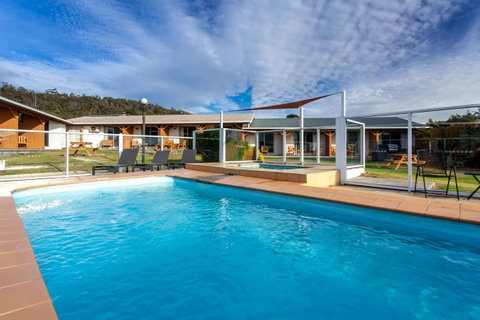 Beachfront Bicheno - Surfers Gold Coast 33