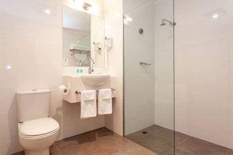 Beachfront Bicheno - Surfers Gold Coast 23