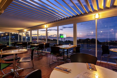 Beachfront Bicheno - Surfers Gold Coast 38