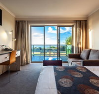 Beachfront Bicheno - Surfers Gold Coast
