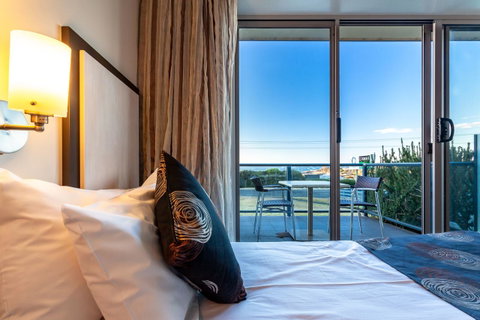 Beachfront Bicheno - Surfers Gold Coast 16
