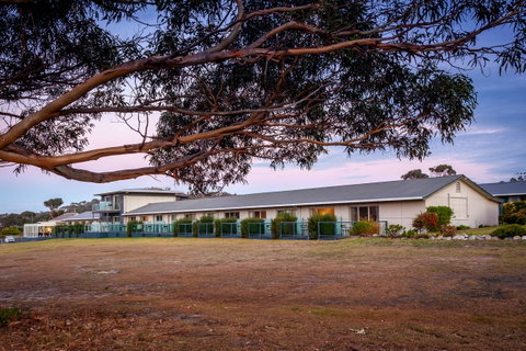 Beachfront Bicheno - Surfers Gold Coast 40