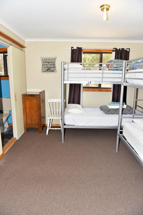 Bicheno Backpackers - Surfers Gold Coast 16