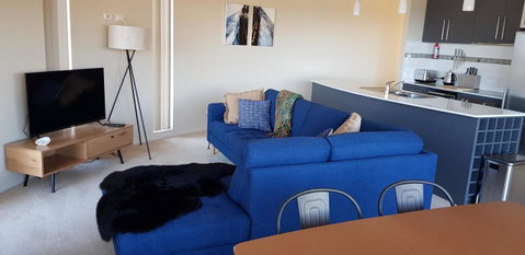 Bicheno Views On Douglas - Surfers Gold Coast 1