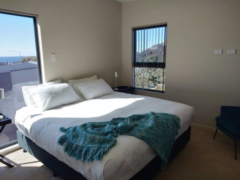 Bicheno Views On Douglas - Surfers Gold Coast 17