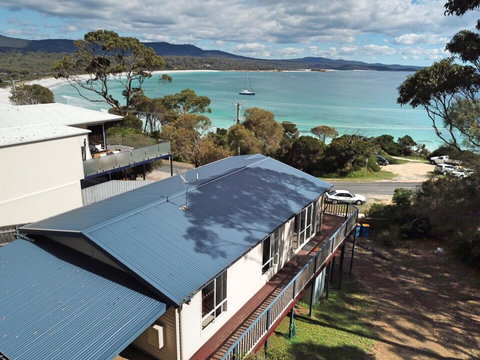 Front Row Beachfront - Surfers Gold Coast 1