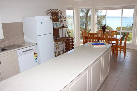 Front Row Beachfront - Surfers Gold Coast 4