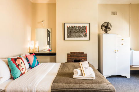 Alabama Hotel Hobart - Surfers Gold Coast 27