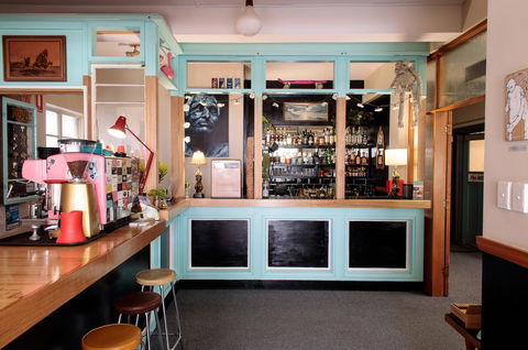 Alabama Hotel Hobart - Surfers Gold Coast 10