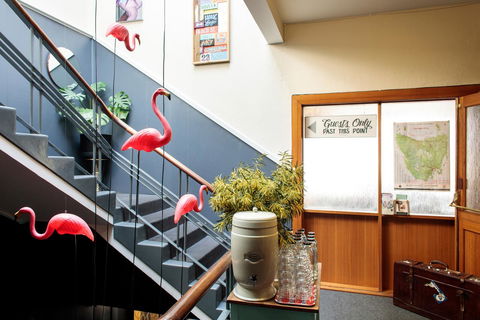 Alabama Hotel Hobart - Surfers Gold Coast 1