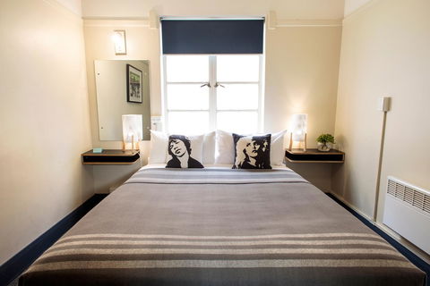 Alabama Hotel Hobart - Surfers Gold Coast 21
