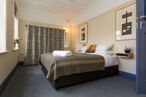 Alabama Hotel Hobart - Surfers Gold Coast 33