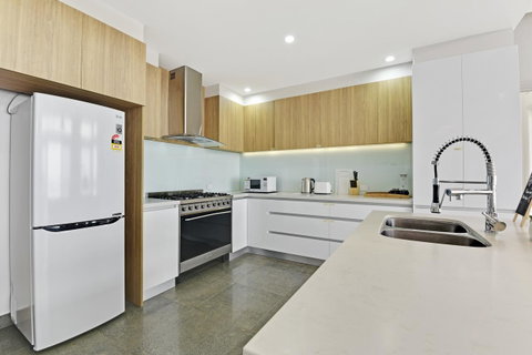 Lookout Point Guest House - Surfers Gold Coast 15