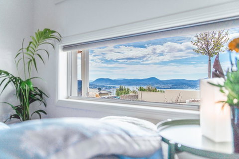 Lookout Point Guest House - Surfers Gold Coast 30