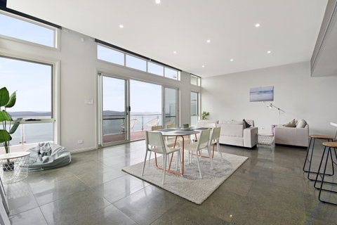 Lookout Point Guest House - Surfers Gold Coast 12