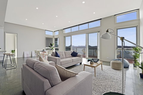 Lookout Point Guest House - Surfers Gold Coast 10