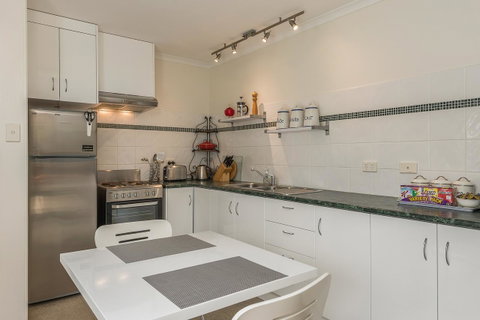 Moonrise View Apartment - Surfers Gold Coast 5