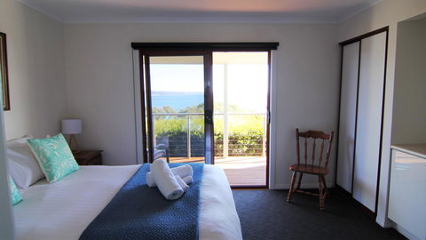 DOLPHIN LOOKOUT COTTAGE - Amazing Views Of The Bay Of Fires - Surfers Gold Coast 13