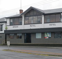 Bridge Hotel - Surfers Gold Coast