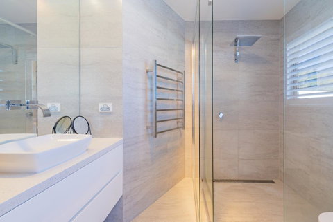 Nature & Relax House, Panoramic Sea View, Free Parking 37 - Surfers Gold Coast 18