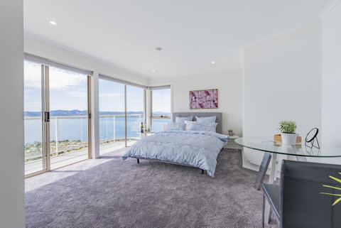 Nature & Relax House, Panoramic Sea View, Free Parking 37 - Surfers Gold Coast 32