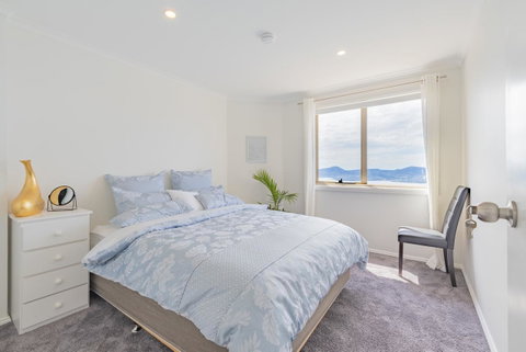 Nature & Relax House, Panoramic Sea View, Free Parking 37 - Surfers Gold Coast 12