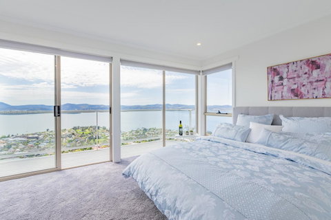 Nature & Relax House, Panoramic Sea View, Free Parking 37 - Surfers Gold Coast 31