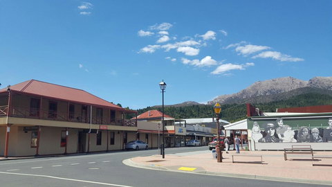 Mt Lyell Motor Inn - Surfers Gold Coast 33
