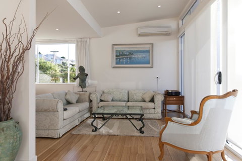 567 Sandy Bay - Surfers Gold Coast 2