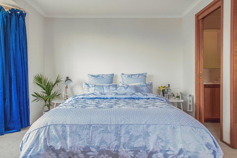 Vintage Cuddle Guest House - Surfers Gold Coast 16