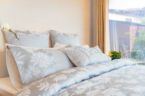 Vintage Cuddle Guest House - Surfers Gold Coast 5