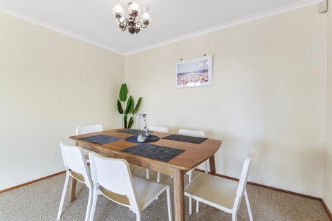 Vintage Cuddle Guest House - Surfers Gold Coast 21