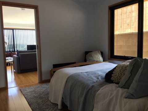 Finnview House - Surfers Gold Coast 12