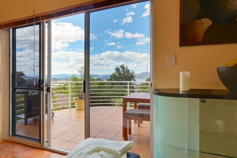 Isle Of Views - Surfers Gold Coast 23