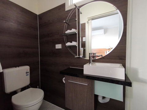 Hobart Tower Motel - Surfers Gold Coast 14