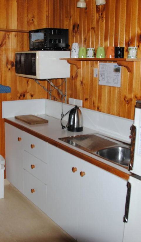 The Wombat Cottage - Surfers Gold Coast 11