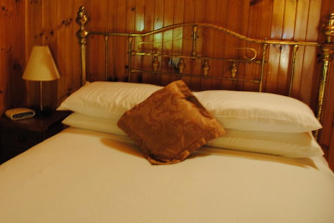 The Wombat Cottage - Surfers Gold Coast 9