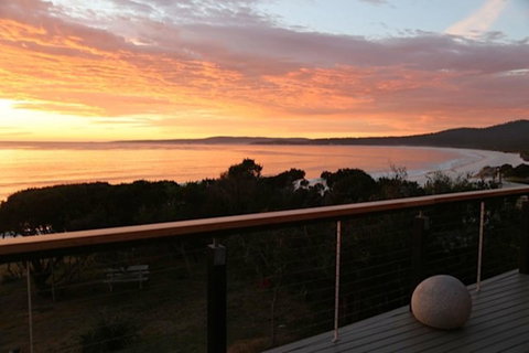 Driftwood Bay Of Fires - Surfers Gold Coast 1