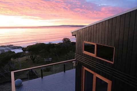 Driftwood Bay Of Fires - Surfers Gold Coast 8