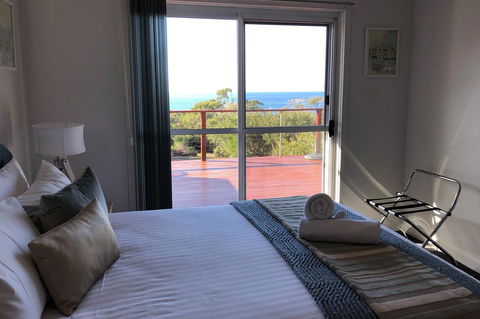 BAY OF FIRES SEACHANGE Ocean Frontage - Surfers Gold Coast 4