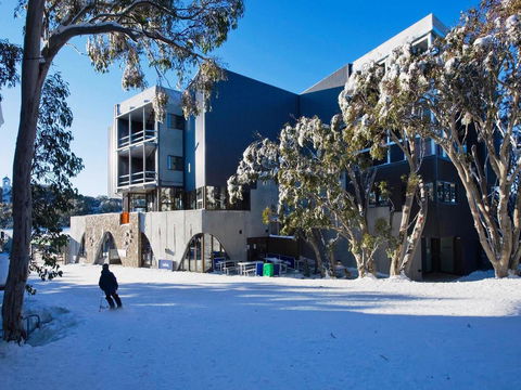 Buller Central Hotel - Surfers Gold Coast 9