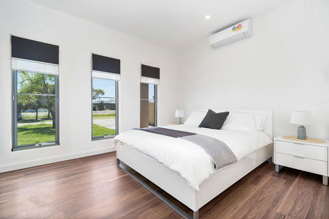 Rosewater Townhouses Dromana - Surfers Gold Coast 29