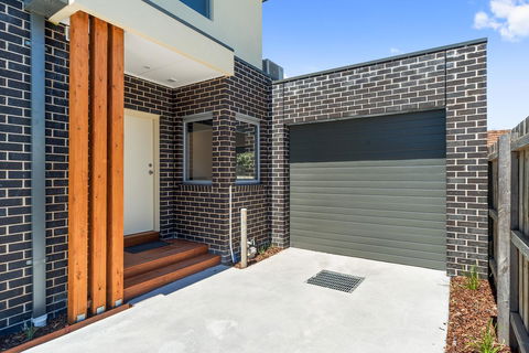 Rosewater Townhouses Dromana - Surfers Gold Coast 5