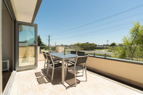 Rosewater Townhouses Dromana - Surfers Gold Coast 27