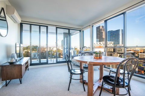 Poplar Apartments - Surfers Gold Coast 0