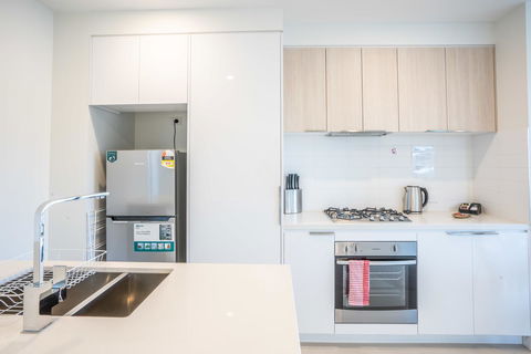 Poplar Apartments - Surfers Gold Coast 7