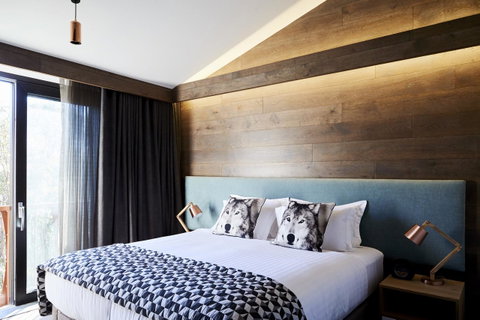 Astra Falls Creek - Surfers Gold Coast 1