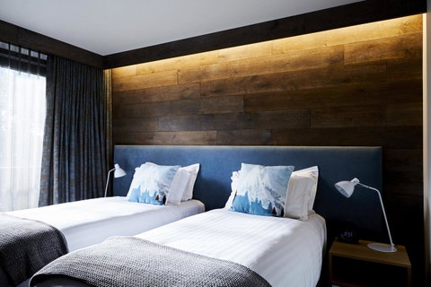 Astra Falls Creek - Surfers Gold Coast 26