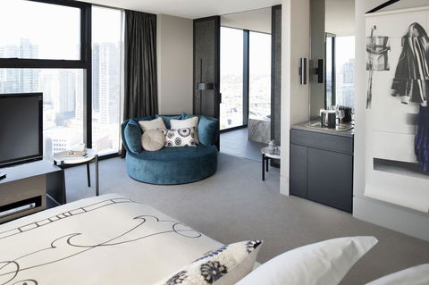 Crown Metropol Melbourne - Surfers Gold Coast 8