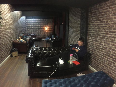 Europa Melbourne - Surfers Gold Coast 6